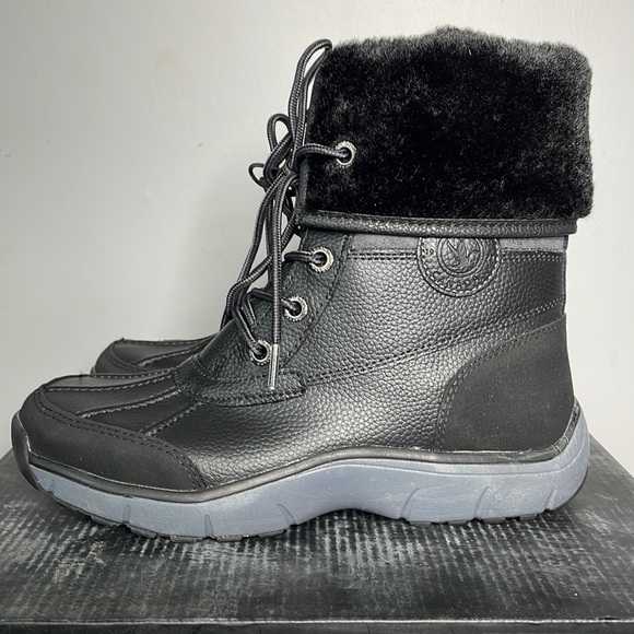 Santana Canada Maddie Winter Boots - Picture 1 of 7